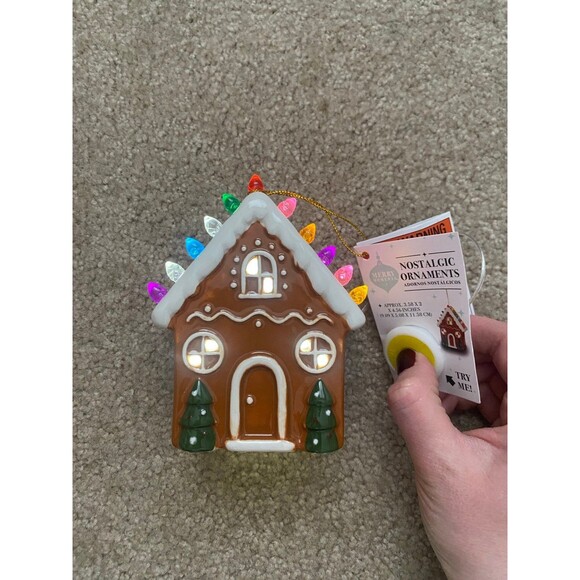 Merry Moments Ceramic Gingerbread House Nostalgic Ornament Brown NWT - Picture 3 of 12